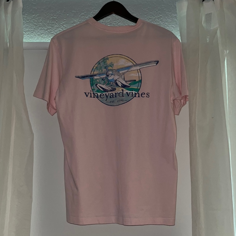vineyard vines airplane tee